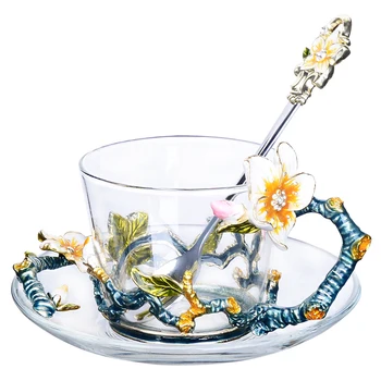 Европейската термостойкая эмалированная стъклена кафеена чаша и чиния, набор от малки пресни и прости битови малки луксозни творчески чаени чаши